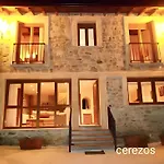 Cerezos Landhaus Rada (Cantabria)