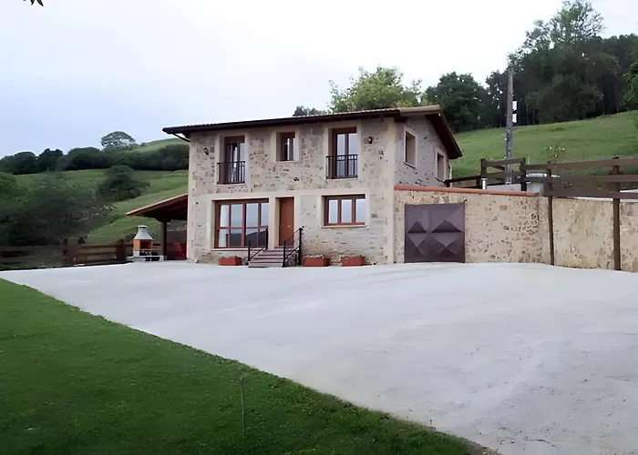 Cerezos Kır Evi Rada (Cantabria)